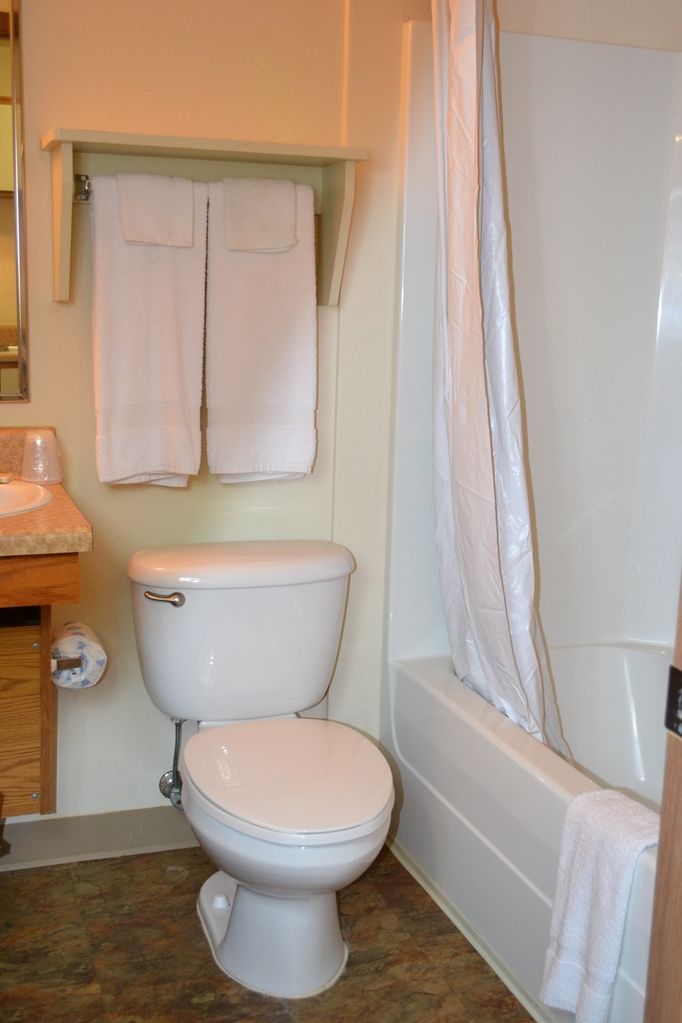 Woodspring Suites Memphis Northeast Room photo